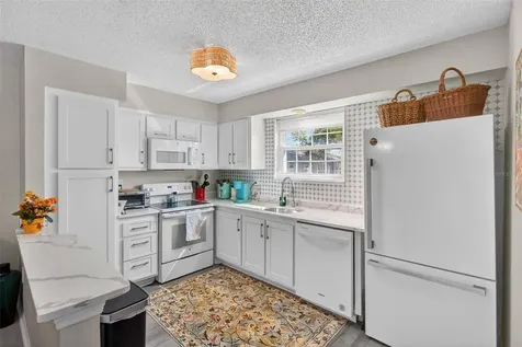 3824 37th Street S St Petersburg FL 33711