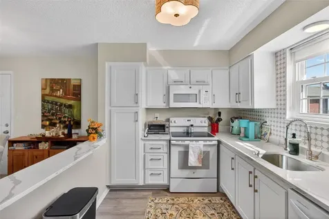 3824 37th Street S St Petersburg FL 33711