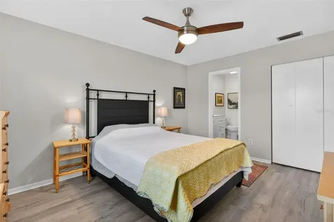 3824 37th Street S St Petersburg FL 33711
