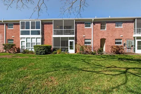 3824 37th Street S St Petersburg FL 33711