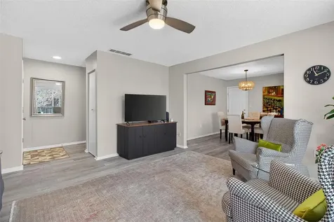 3824 37th Street S St Petersburg FL 33711