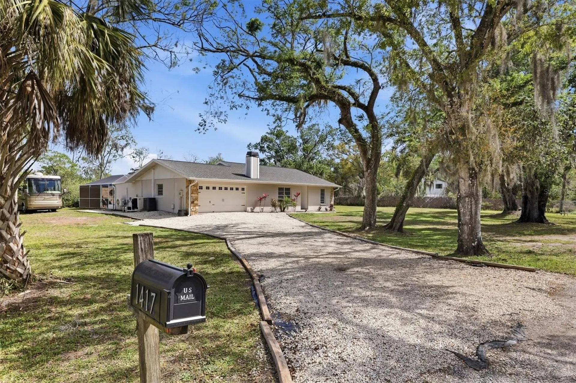 1417 70th Street Court E Bradenton FL 34208