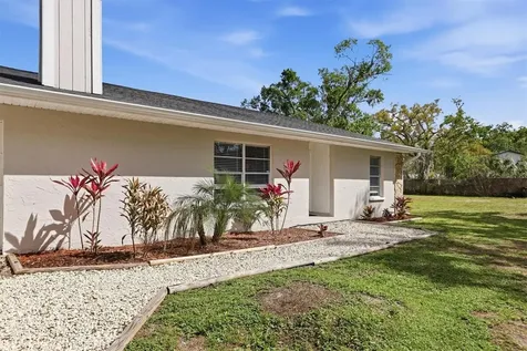 1417 70th Street Court E Bradenton FL 34208