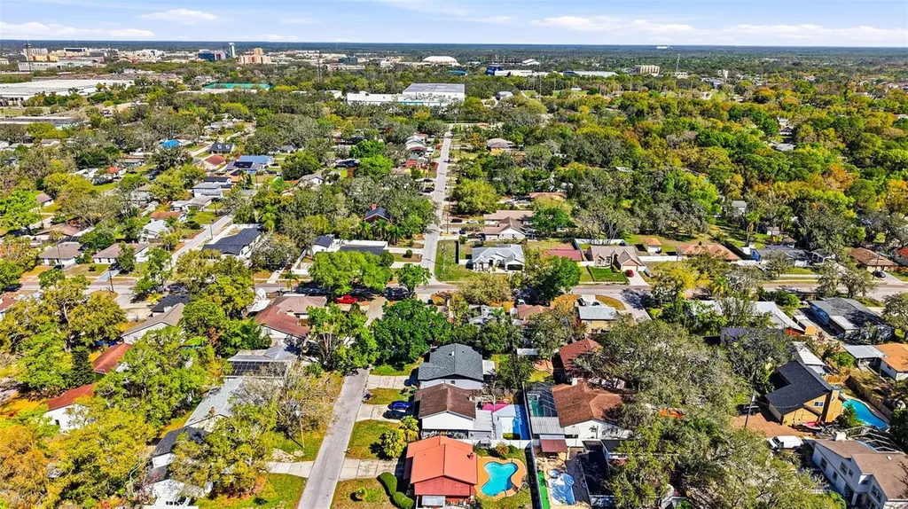10217 N Pawnee Avenue Tampa FL 33617