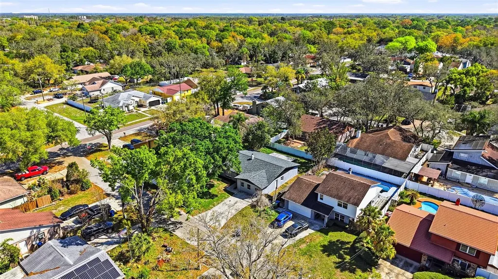 10217 N Pawnee Avenue Tampa FL 33617