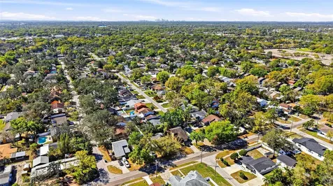 10217 N Pawnee Avenue Tampa FL 33617