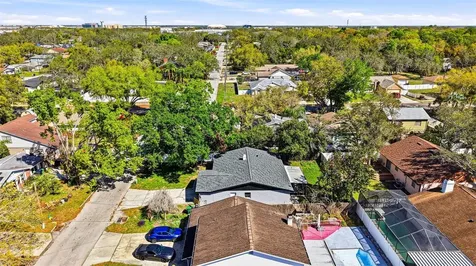 10217 N Pawnee Avenue Tampa FL 33617