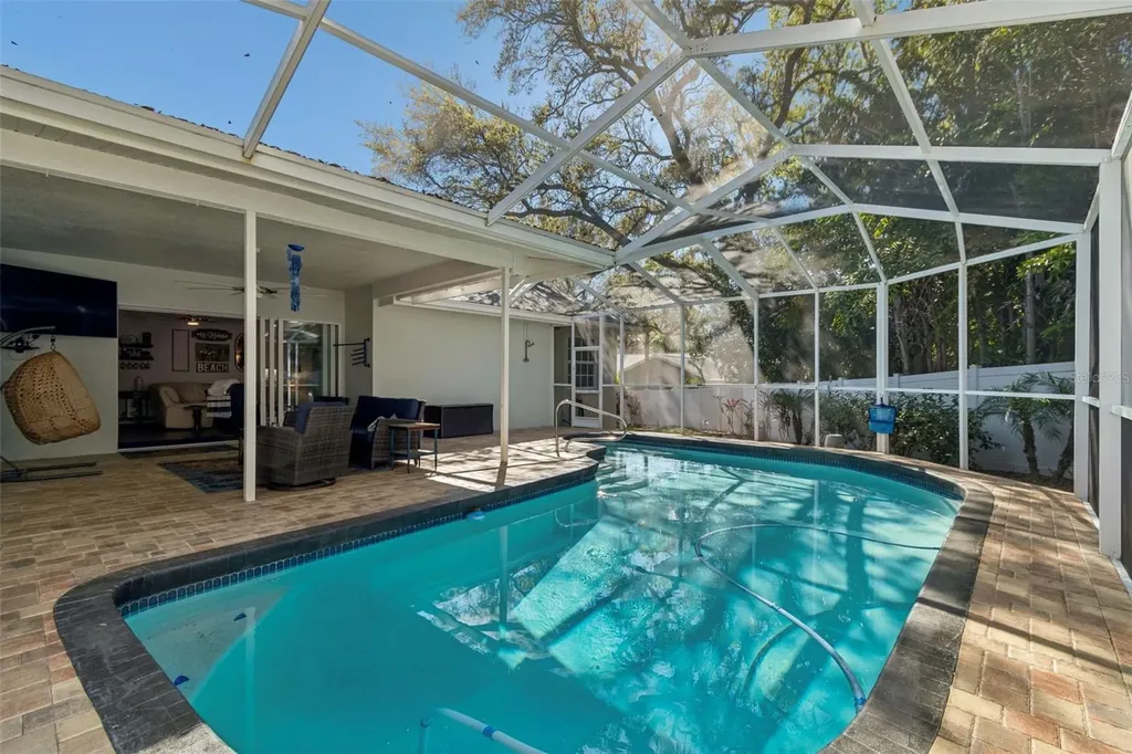 1709 La Forest Avenue Safety Harbor FL 34695