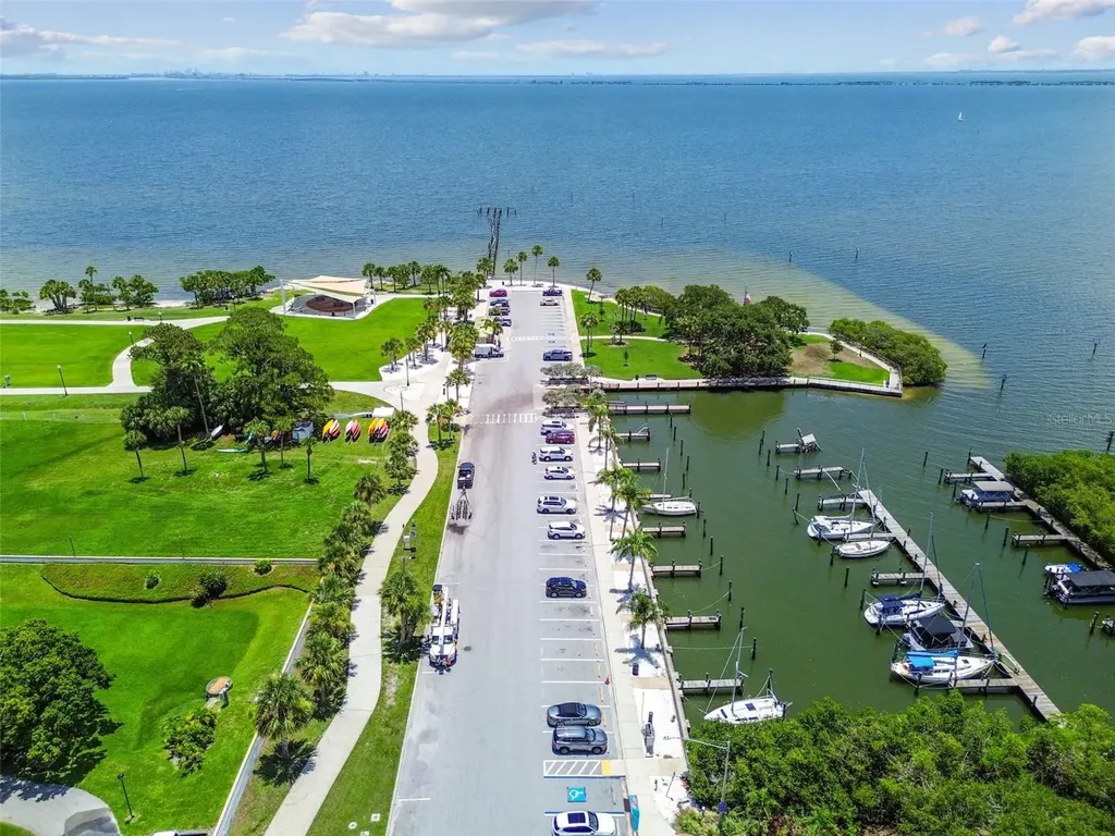 1709 La Forest Avenue Safety Harbor FL 34695