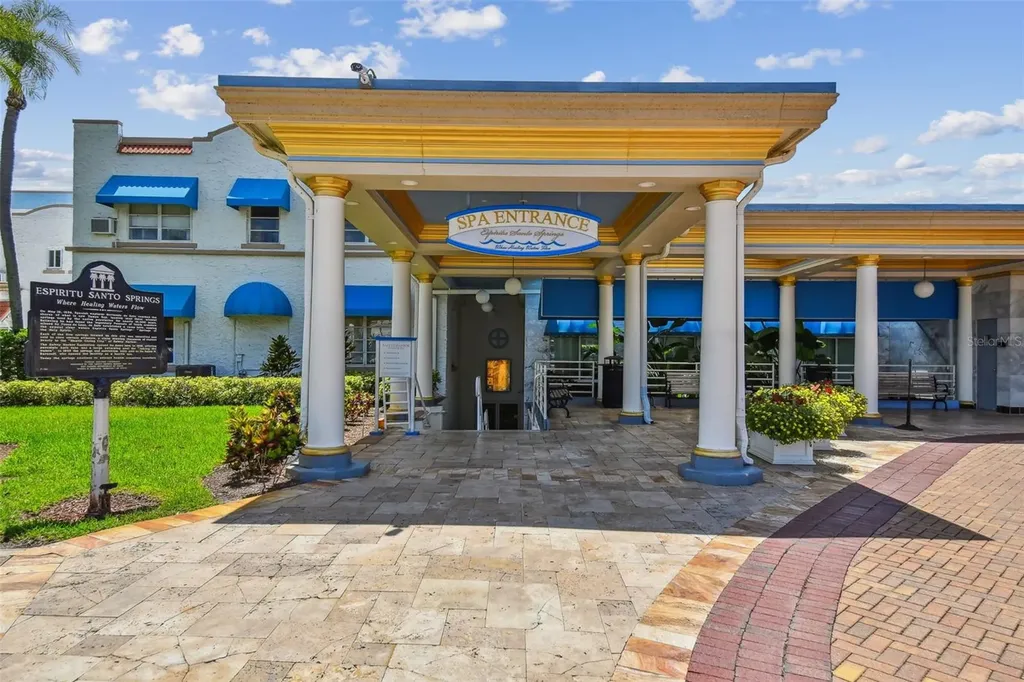 1709 La Forest Avenue Safety Harbor FL 34695