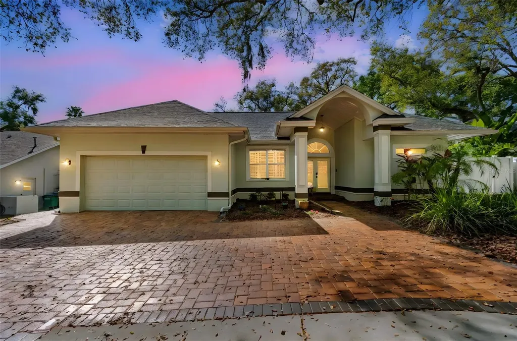 1709 La Forest Avenue Safety Harbor FL 34695