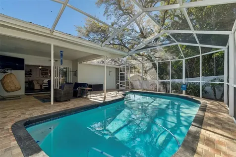 1709 La Forest Avenue Safety Harbor FL 34695
