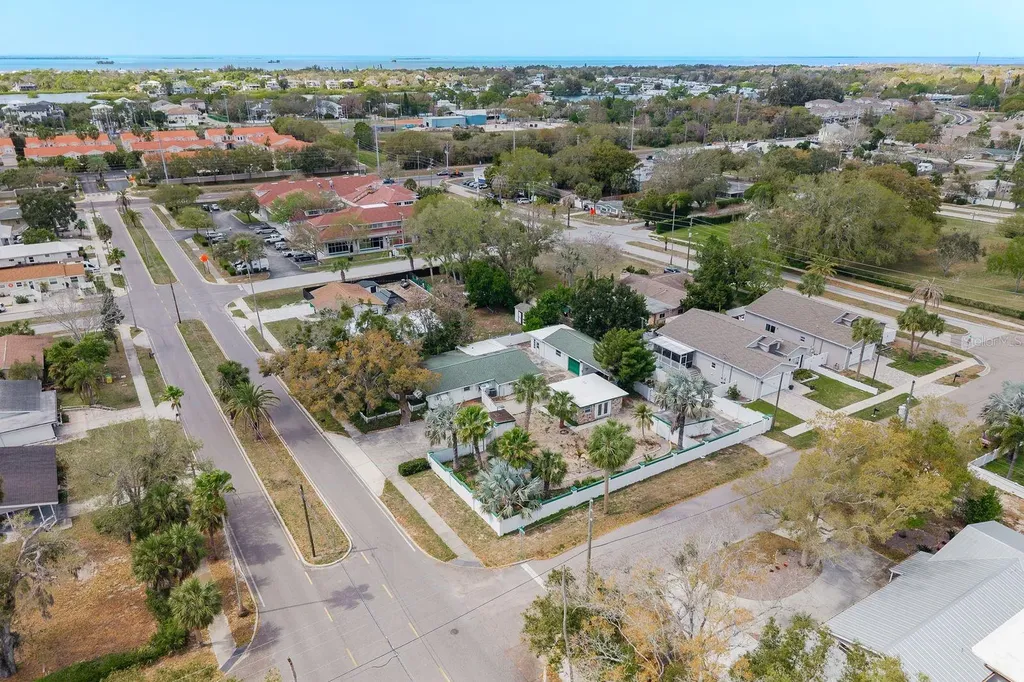 1115 Pennsylvania Avenue Palm Harbor FL 34683