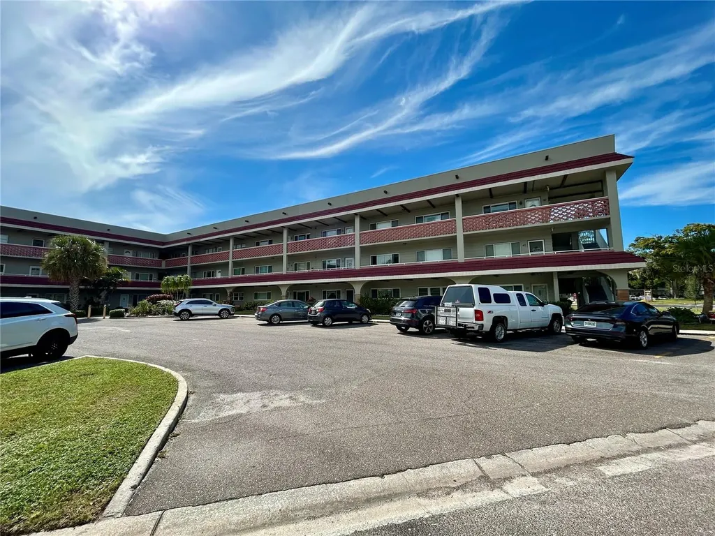 2073 Denmark Street Clearwater FL 33763