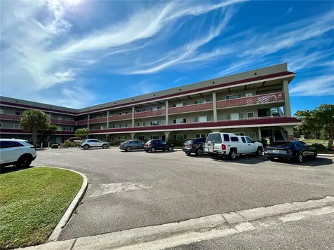 2073 Denmark Street Clearwater FL 33763