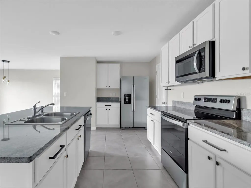 16728 Kingman Reef Street Wimauma FL 33598