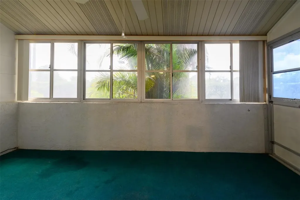 1215 16th Circle SE Largo FL 33771