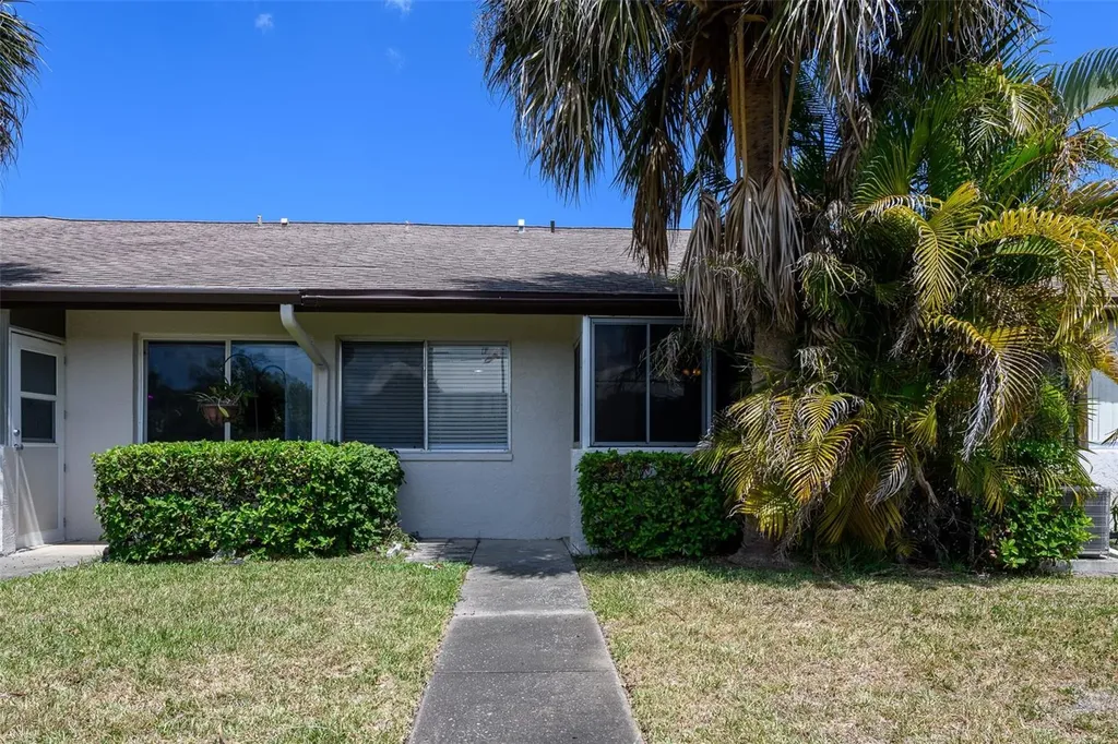 1215 16th Circle SE Largo FL 33771