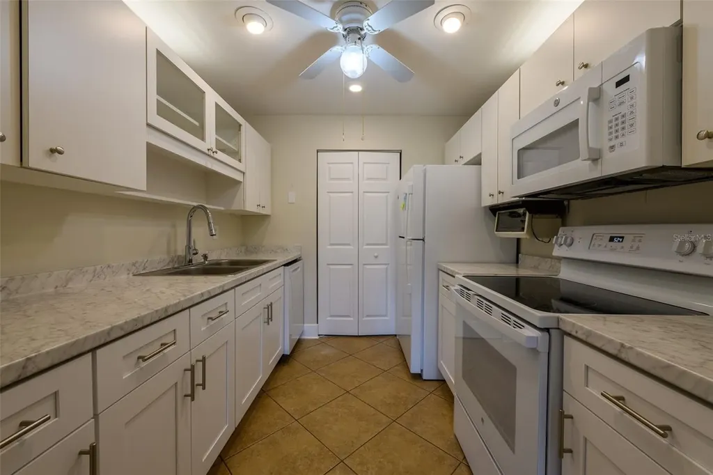 1215 16th Circle SE Largo FL 33771