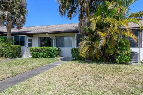 1215 16th Circle SE Largo FL 33771