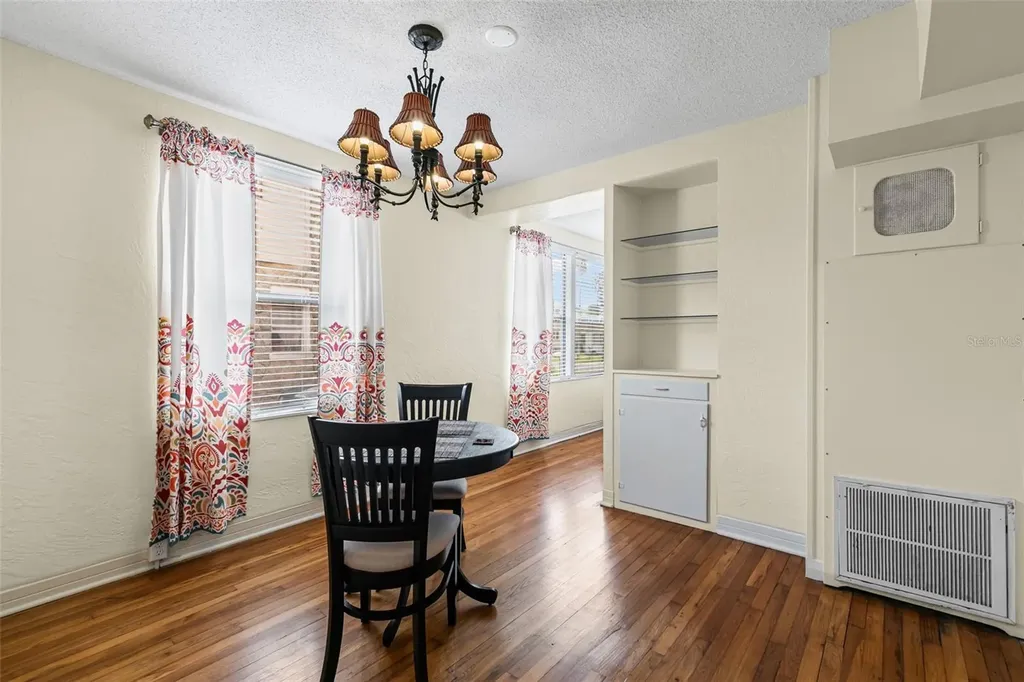 517 Revilo Boulevard Daytona Beach FL 32118