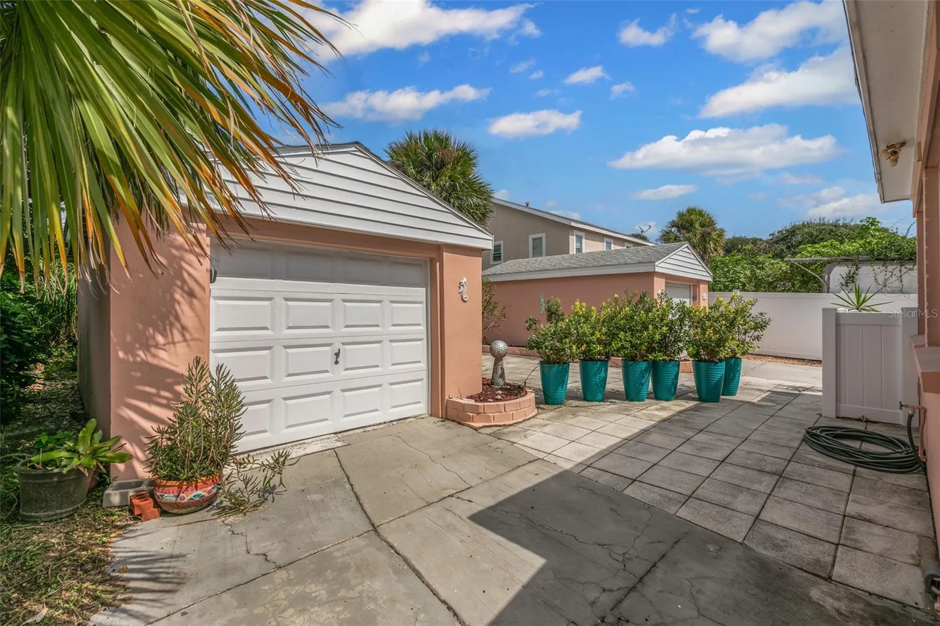 517 Revilo Boulevard Daytona Beach FL 32118