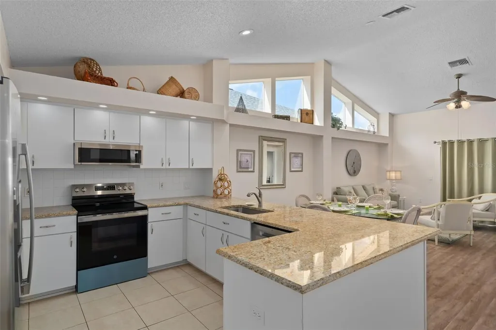9411 Burnam Drive Weeki Wachee FL 34613