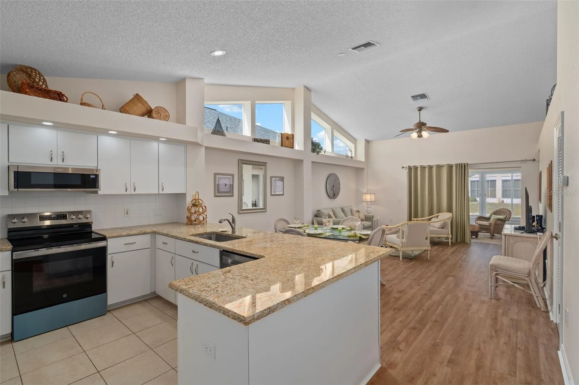 9411 Burnam Drive Weeki Wachee FL 34613