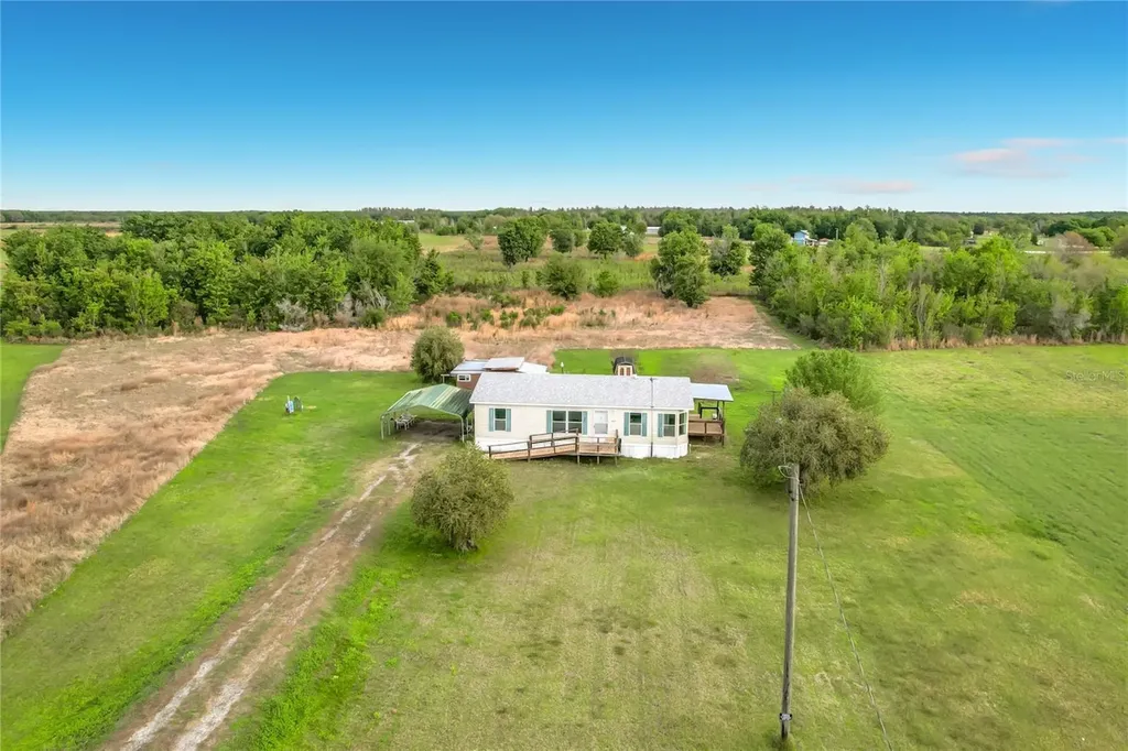 4433 Roundup Drive Polk City FL 33868