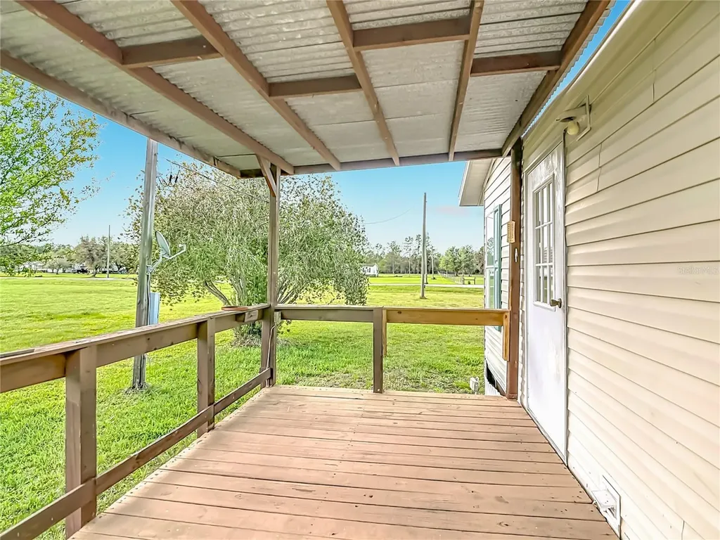 4433 Roundup Drive Polk City FL 33868