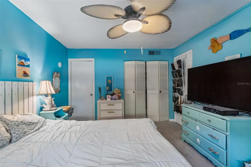 865 Virginia Court Dunedin FL 34698