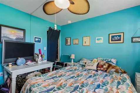 865 Virginia Court Dunedin FL 34698