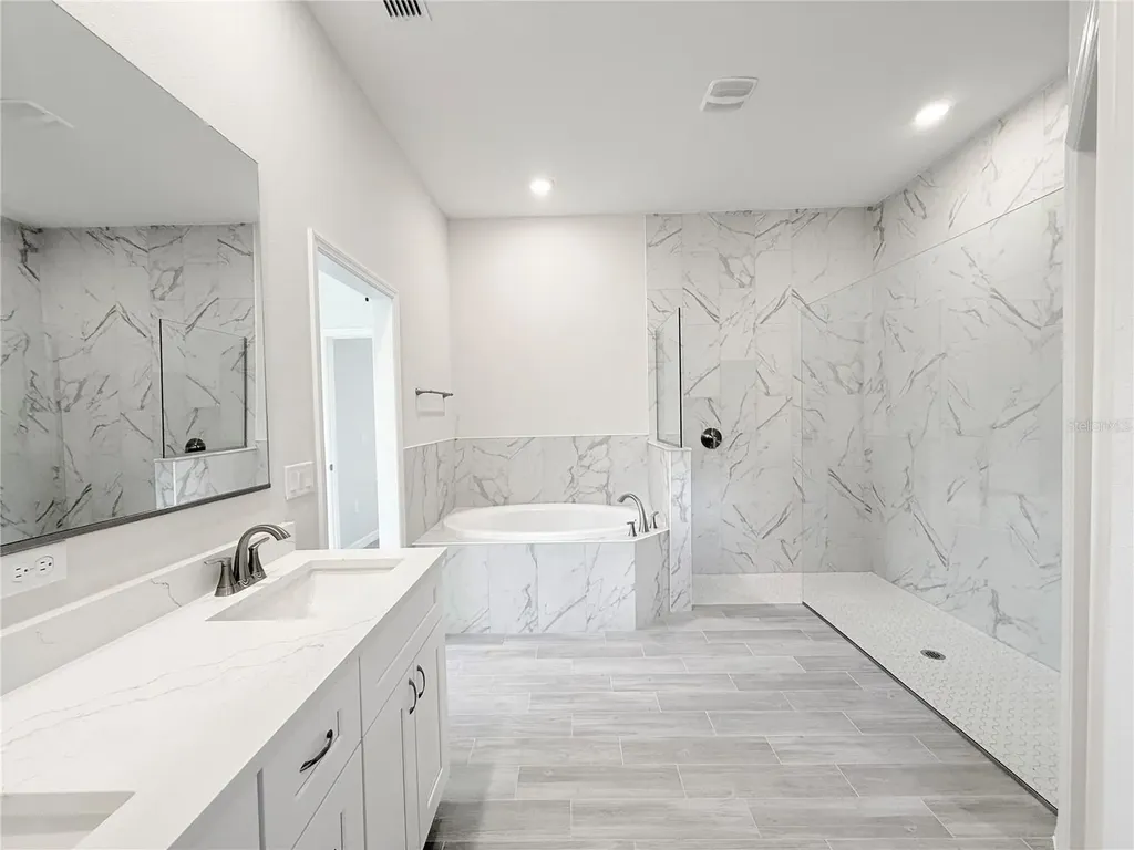 30260 W Thyme Avenue Eustis FL 32736