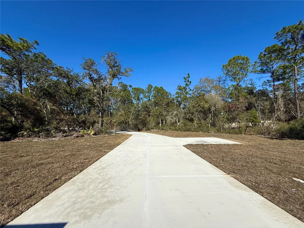 30260 W Thyme Avenue Eustis FL 32736