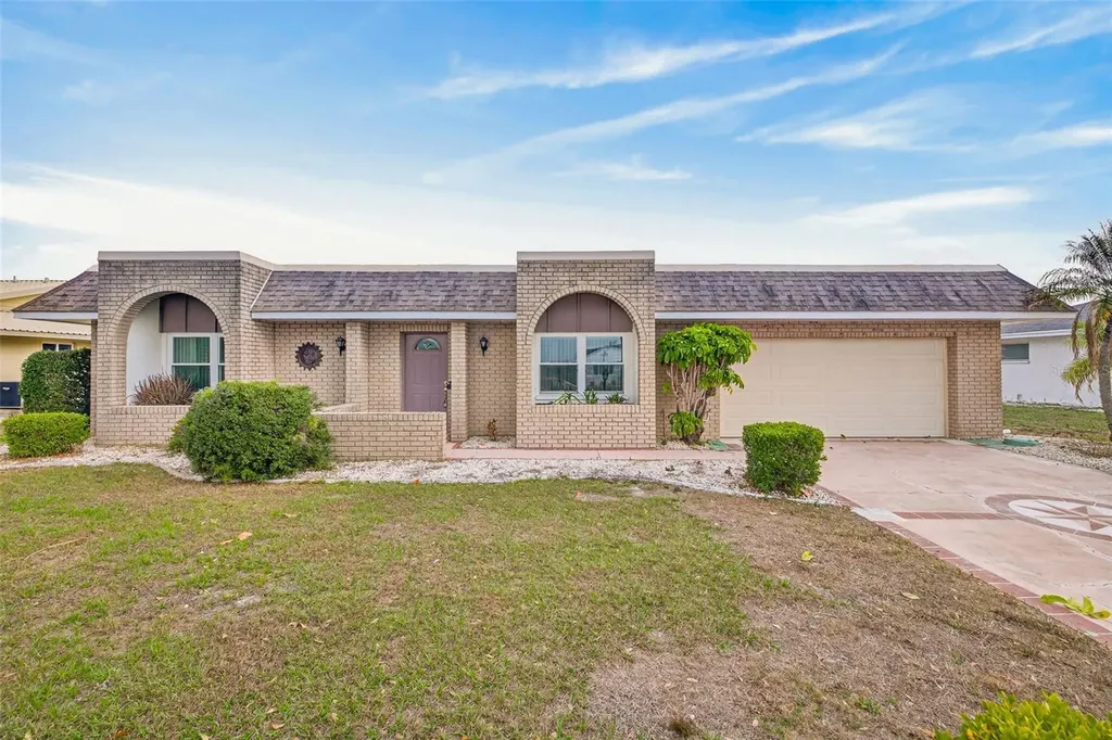 1529 Allegheny Drive Sun City Center FL 33573
