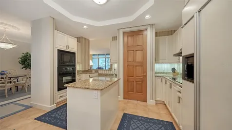 2185 Gulf Of Mexico Drive Longboat Key FL 34228