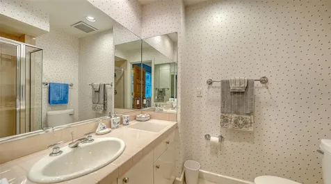 2185 Gulf Of Mexico Drive Longboat Key FL 34228