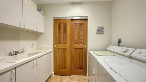 2185 Gulf Of Mexico Drive Longboat Key FL 34228