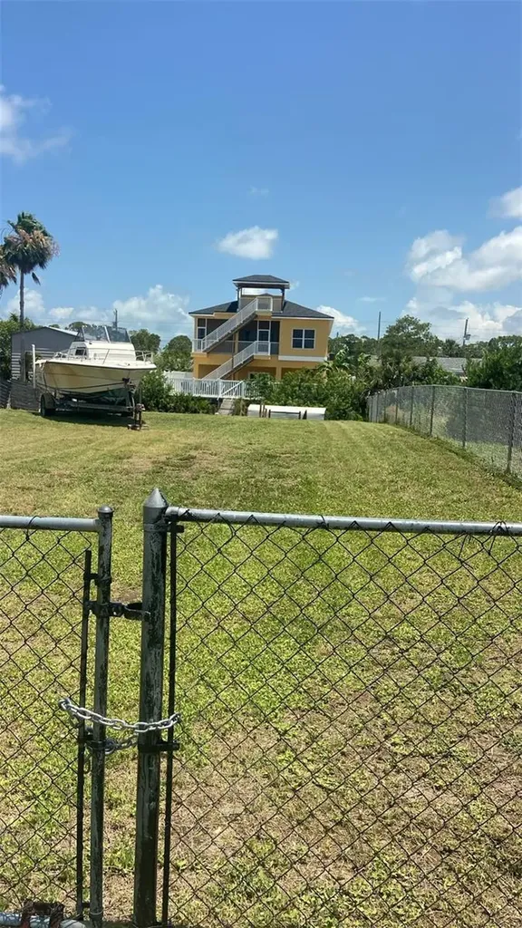 7325 Maryland Avenue Hudson FL 34667