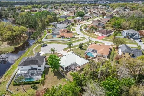 603 Pinehurst Court Kissimmee FL 34758