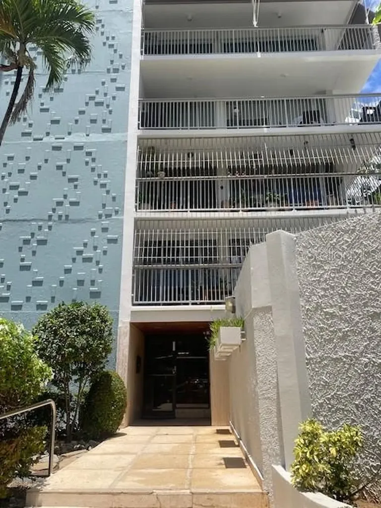 1367 Cond. Piazza Luchetti San Juan PR 00907