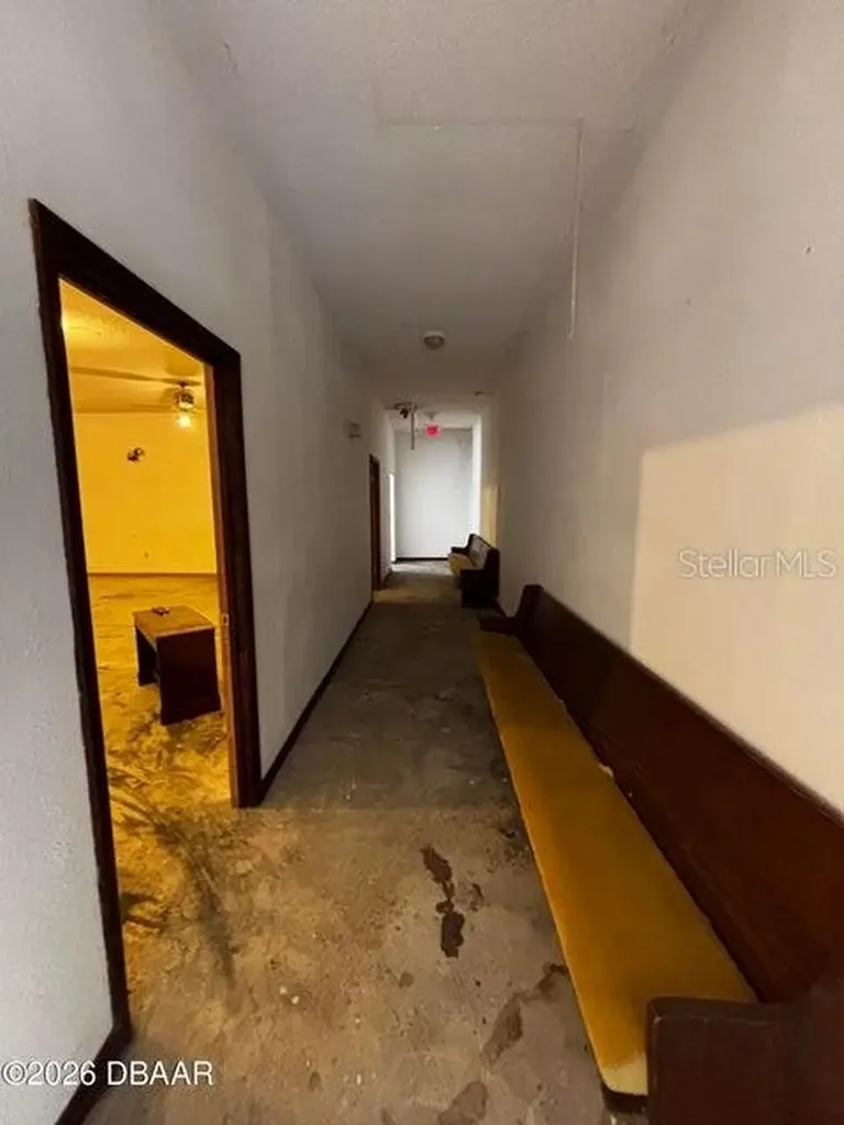 227 W Voorhis Avenue Deland FL 32720