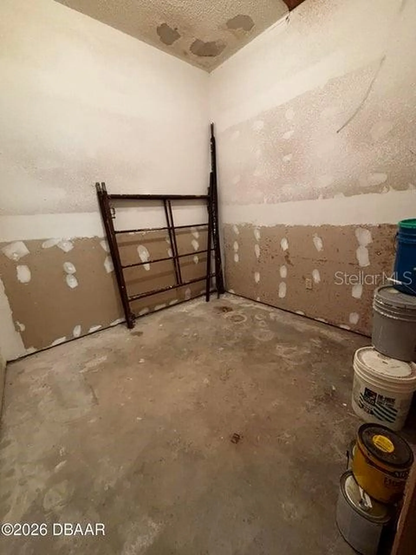 227 W Voorhis Avenue Deland FL 32720