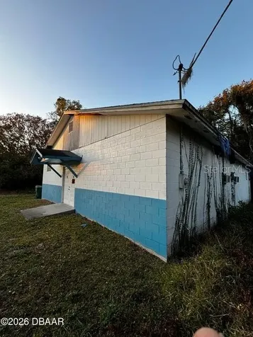 227 W Voorhis Avenue Deland FL 32720
