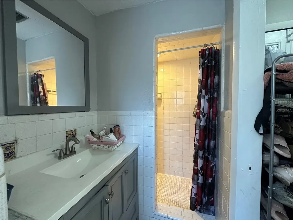 6142 Tebbetts Drive Orlando FL 32808