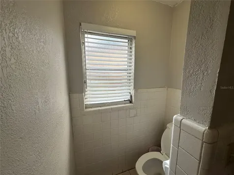 6142 Tebbetts Drive Orlando FL 32808