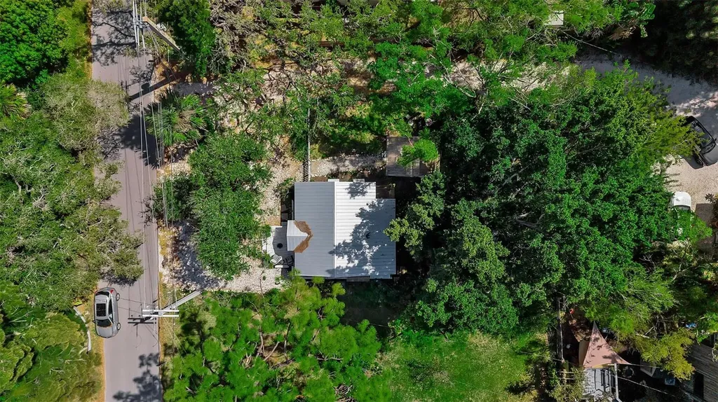 2562 Ashton Road Sarasota FL 34231