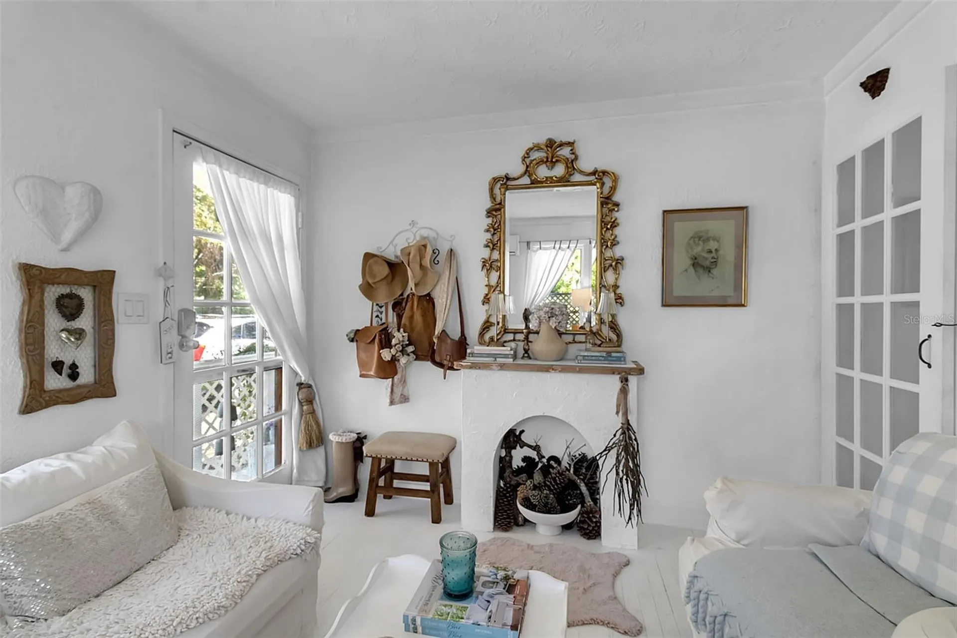 2562 Ashton Road Sarasota FL 34231