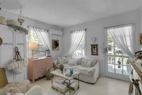 2562 Ashton Road Sarasota FL 34231
