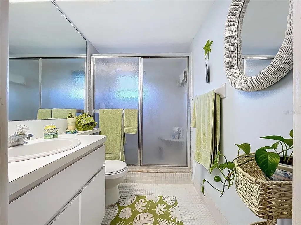 4650 Cove Circle St Petersburg FL 33708